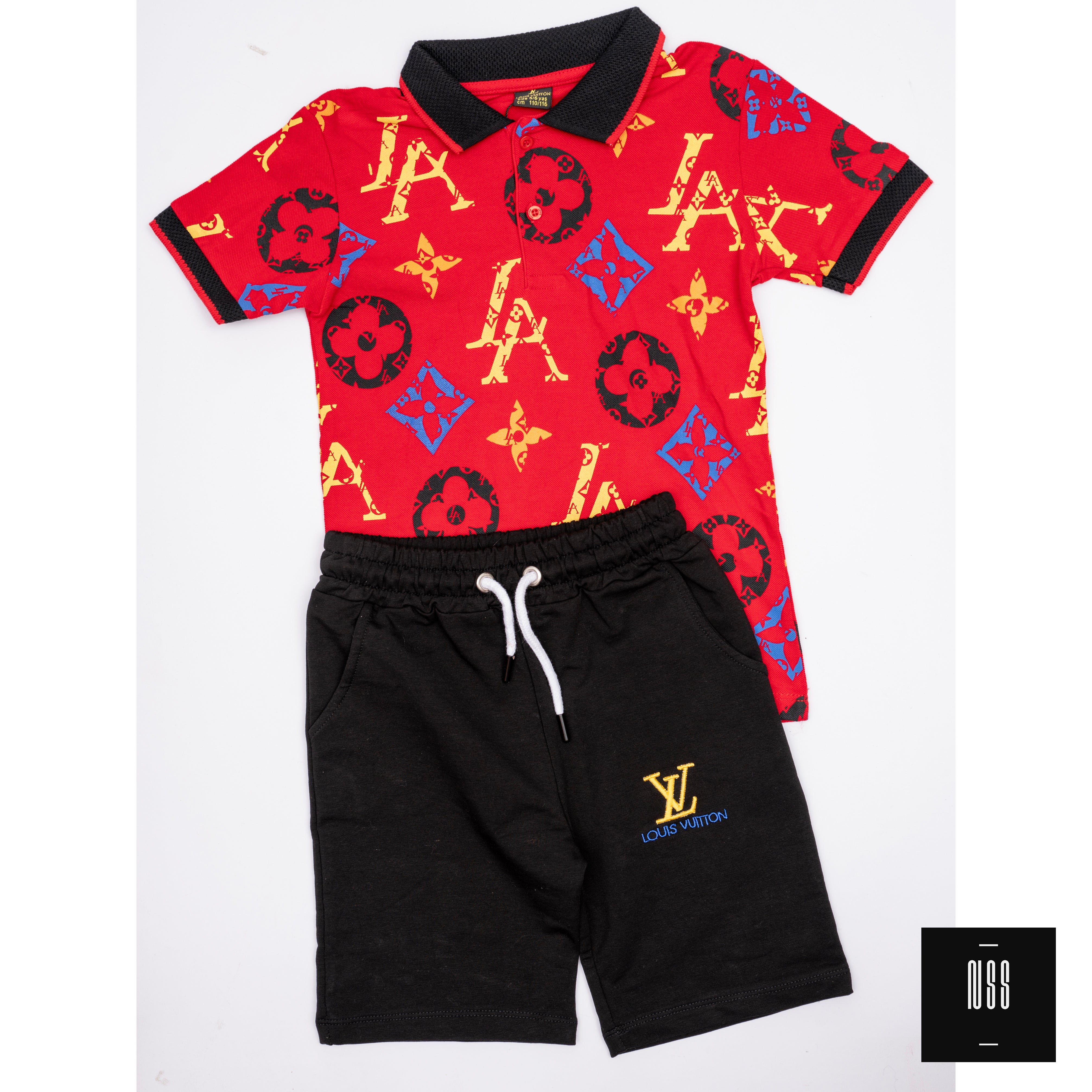 Детски комплект тениска с яка и панталонки